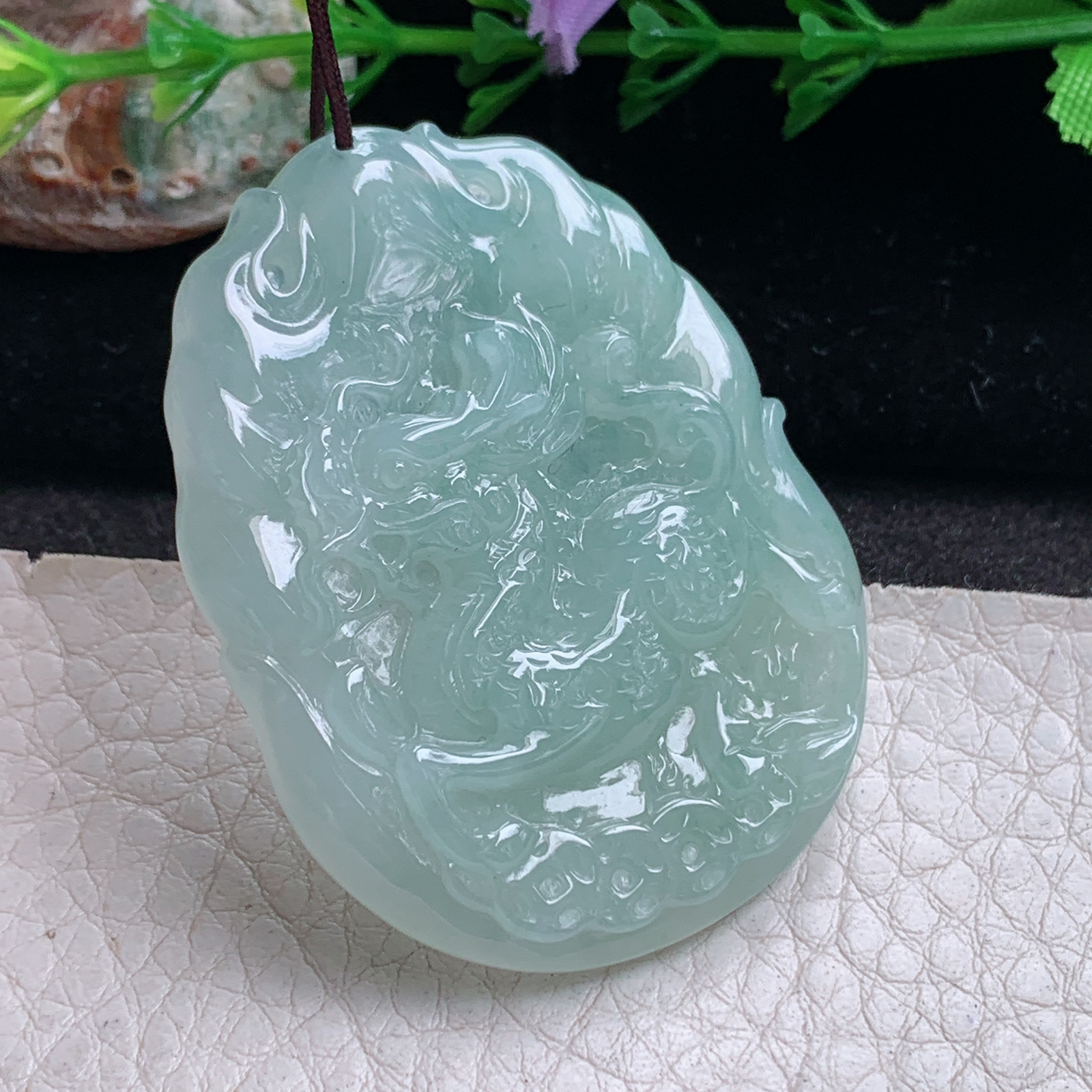 kh实拍50*38.5*6缅甸翡翠冰透晴水麒麟送瑞吊坠吉祥瑞兽