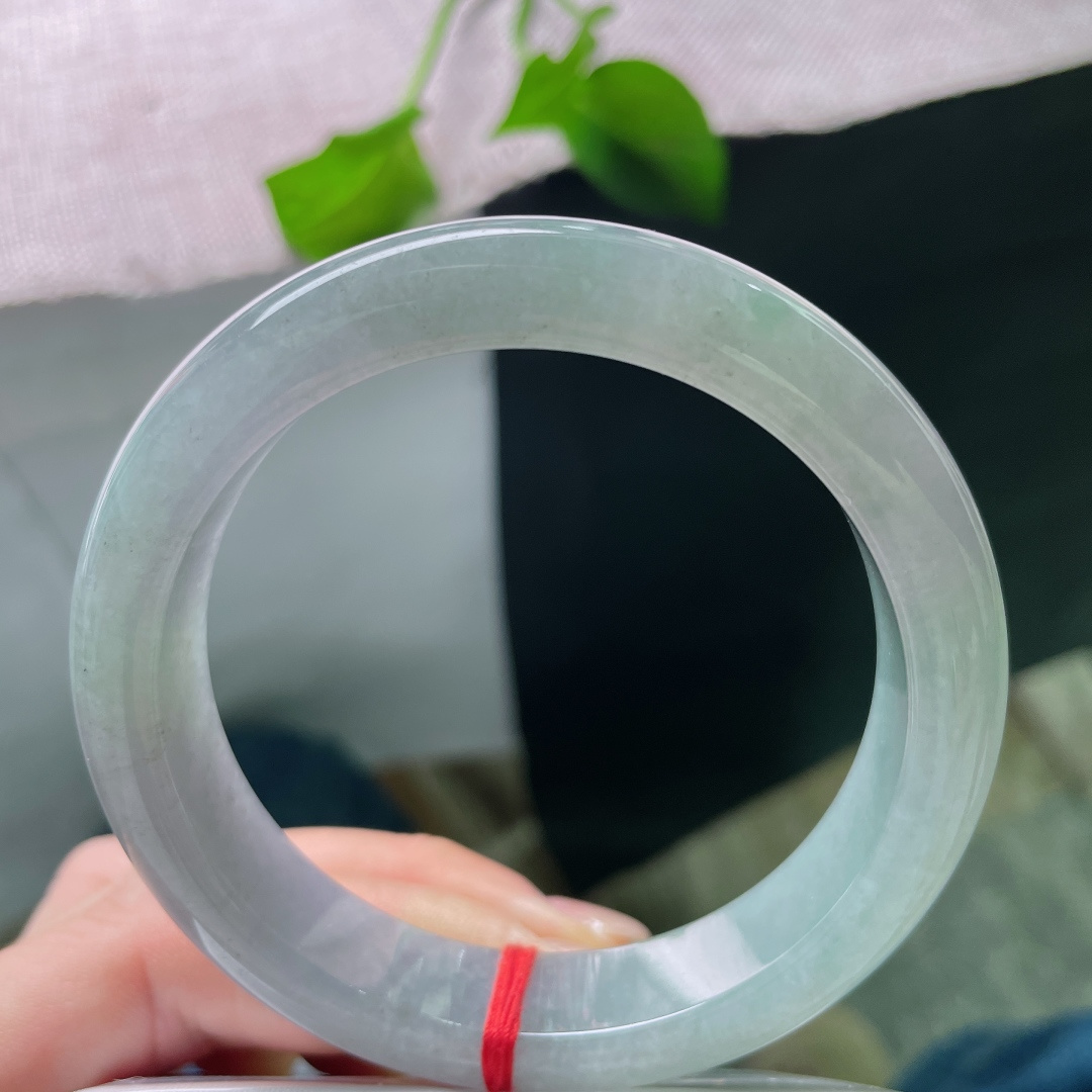 58.7/12.9/8.7烟紫正圈，水润细腻，江南烟雨，意境感满满，贵气，无裂，ss52125a