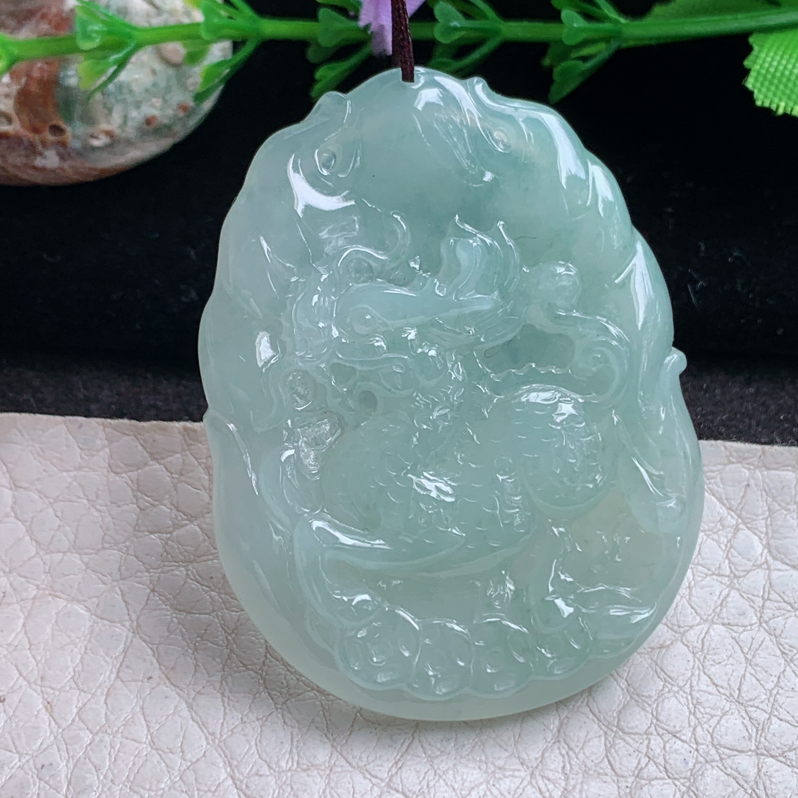 kh实拍50*38.5*6缅甸翡翠冰透晴水麒麟送瑞吊坠吉祥瑞兽