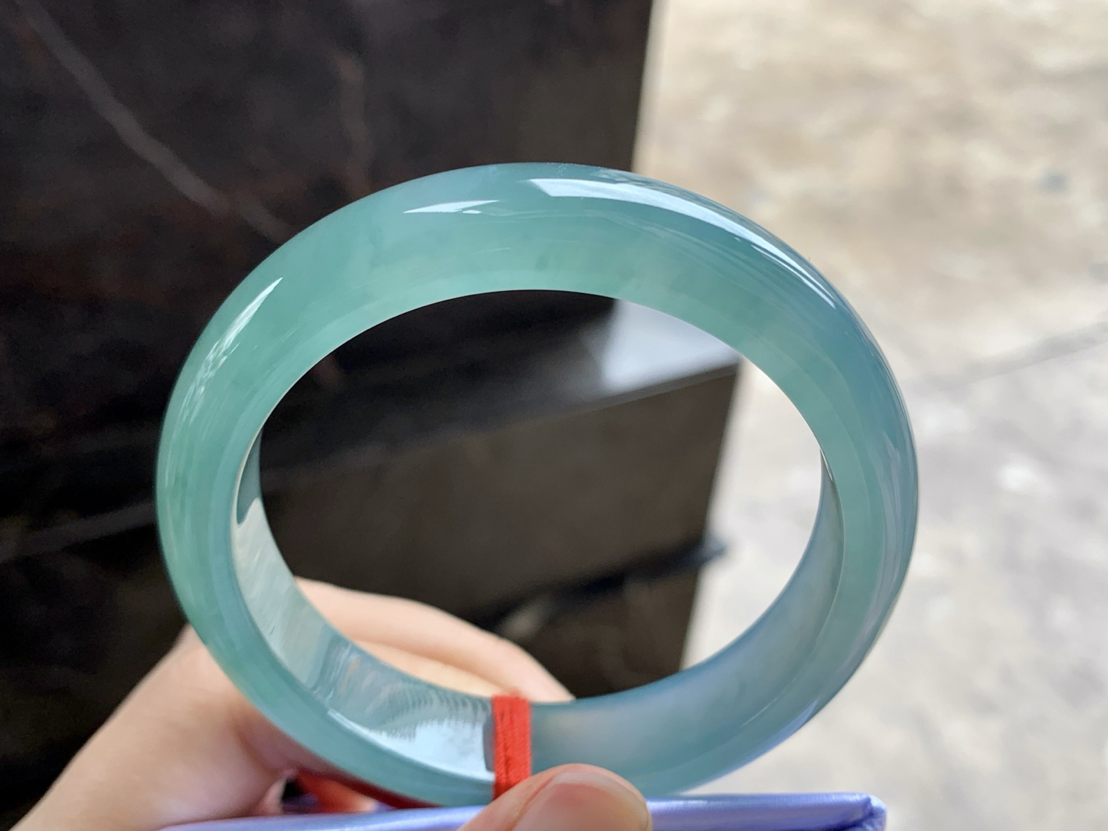 55-13.2-8.2

冰蓝手镯^_^鲜艳