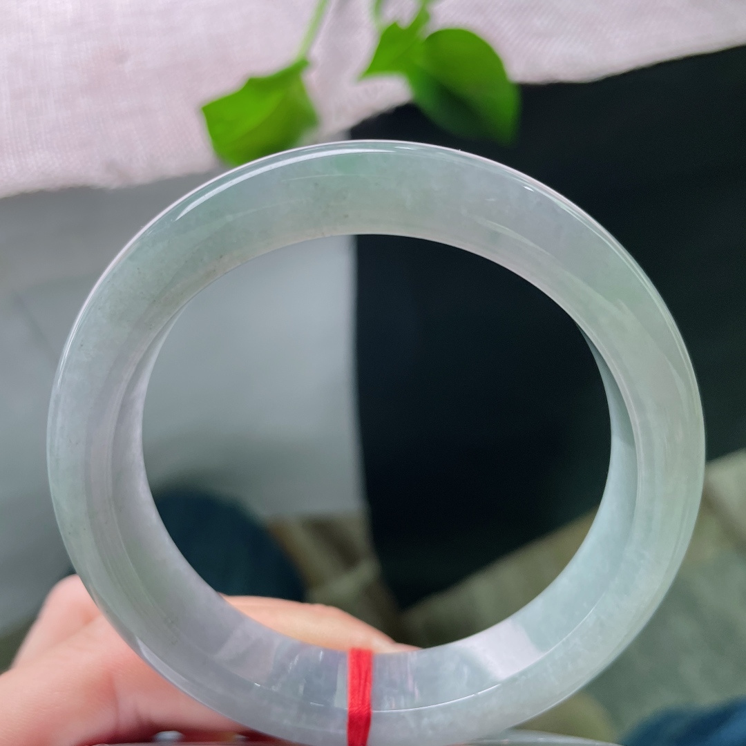 58.7/12.9/8.7烟紫正圈，水润细腻，江南烟雨，意境感满满，贵气，无裂，ss52125a