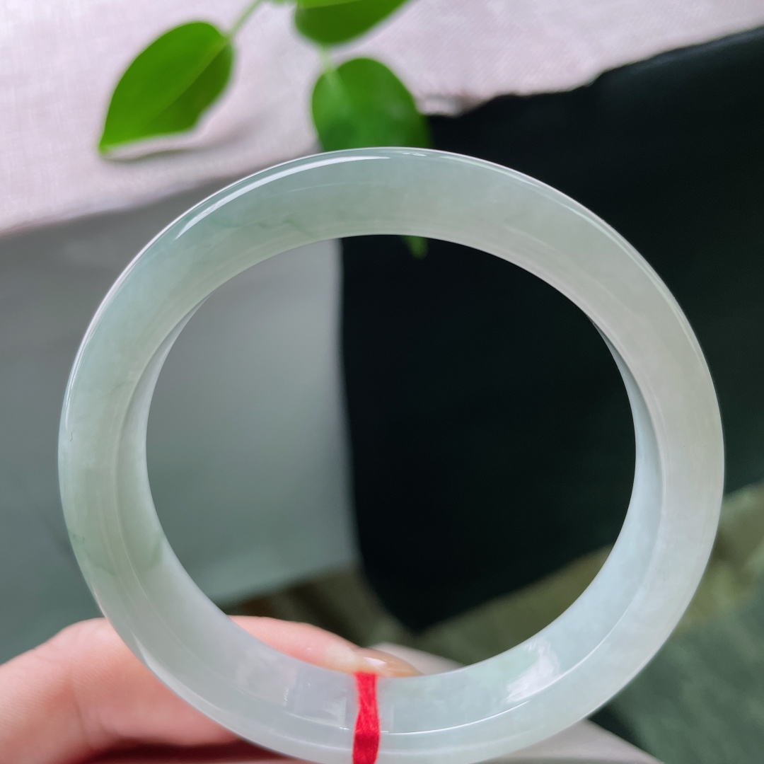58.4/12.5/8.1，淡绿底正圈，干净清润，种老，柔美动人，温婉贤淑，无裂，ss50291a