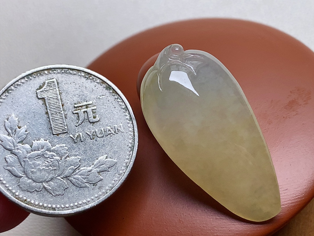 ️ 冰种黄翡福瓜 色泽金黄漂亮，种水，无裂尺寸31.6*16*8