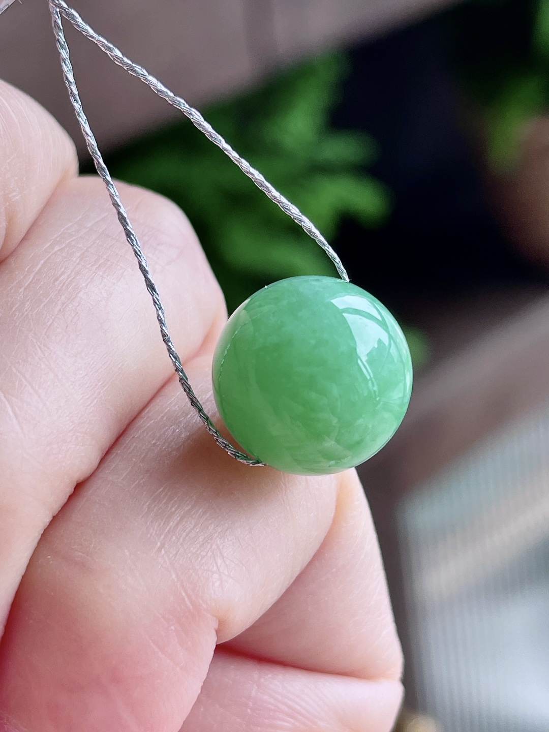 冰阳绿珠子圆珠珠子吊坠，缅甸，性比高，尺寸13mm，重量4.2克