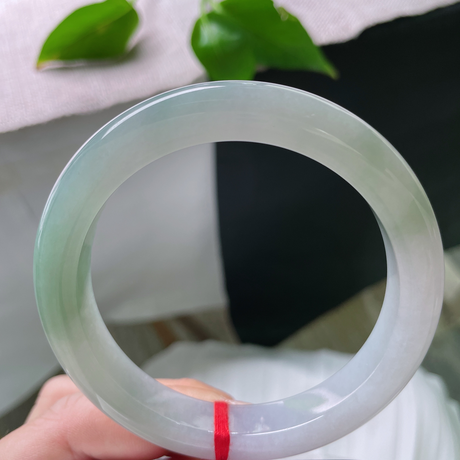 60.6/11.8/9.5，绿底正圈，微紫底点缀，版型厚装大气，大圈口，端庄优雅ss48607a