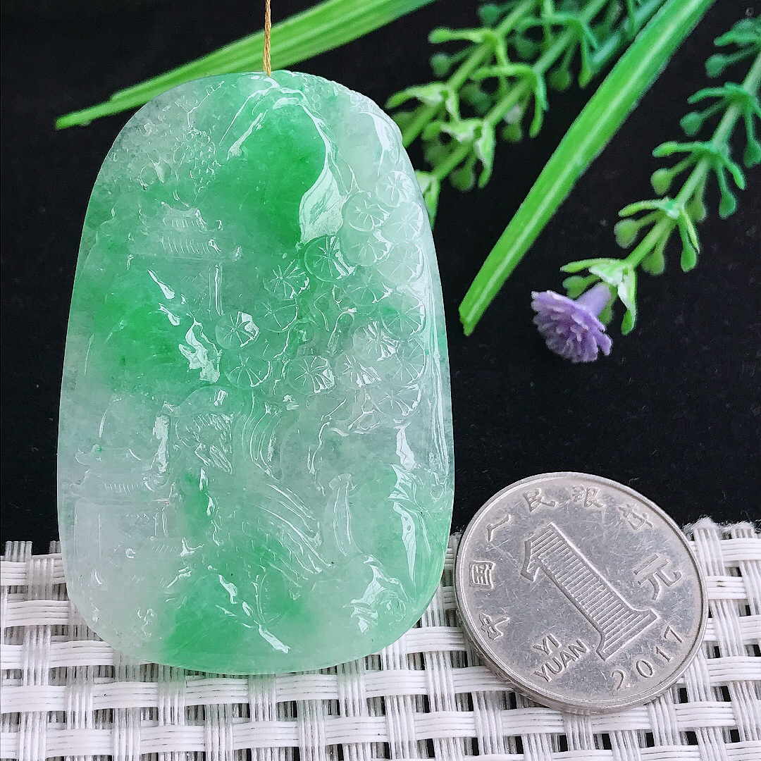 实拍A货翡翠55/36.3/5.6老坑精美冰润飘阳绿山水牌吊坠翡翠玉挂件