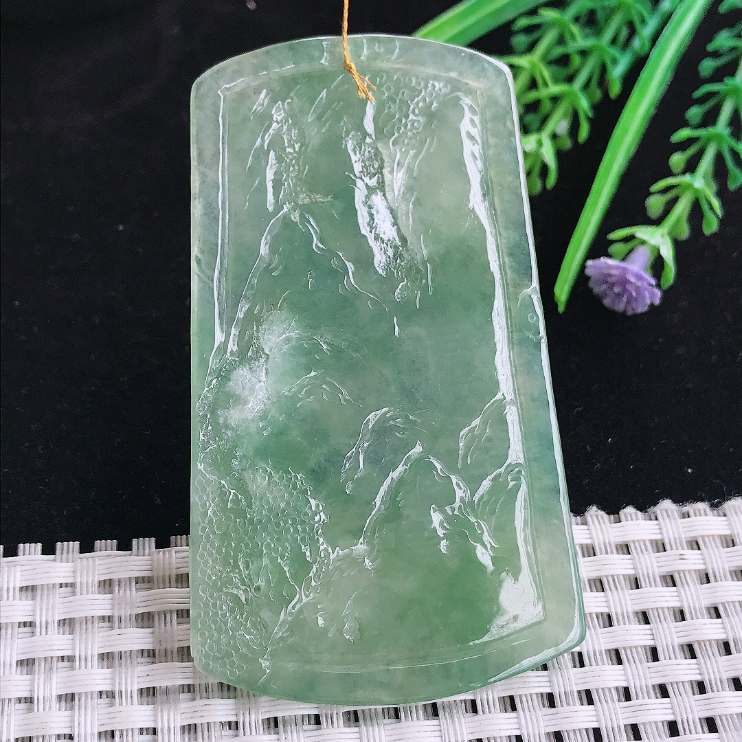 实拍A货翡翠70.5/41/4.7老坑冰透起胶冰晴绿山水牌吊坠翡翠玉挂件