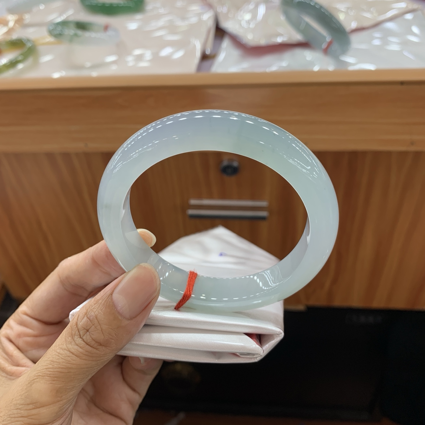 050631JM，冰种蓝正圈翡翠手镯，59.1/12.4/9