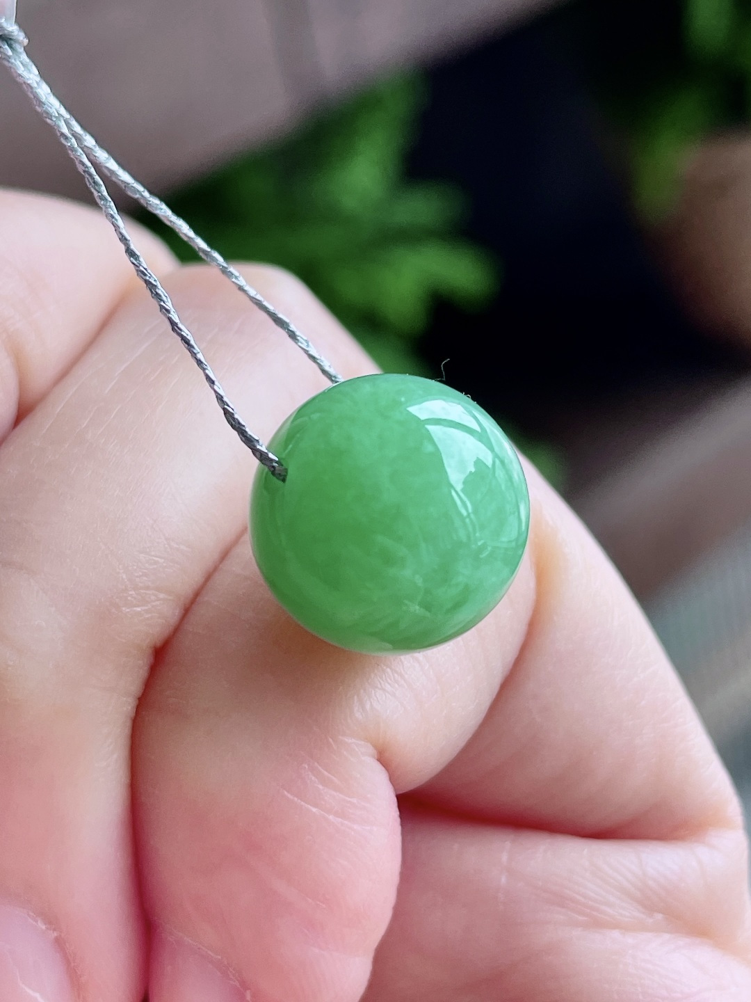 冰阳绿珠子圆珠珠子吊坠，缅甸，性比高，尺寸13mm，重量4.2克