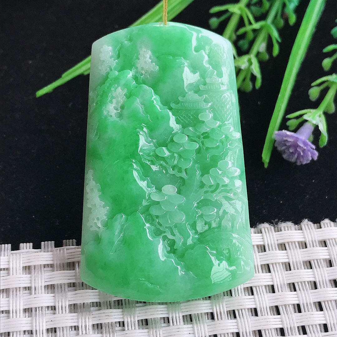 实拍A货翡翠51.6/32/7.2老坑精美满绿大好河山山水牌吊坠翡翠玉挂件