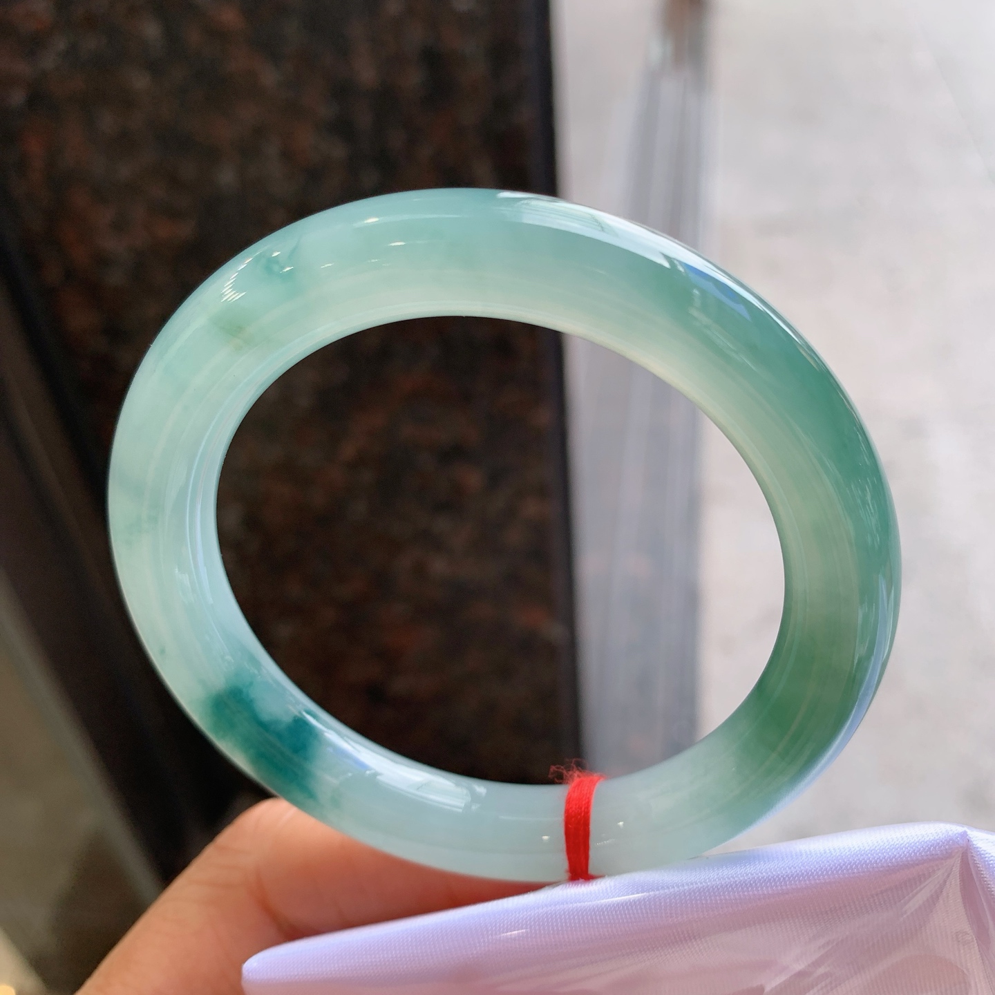圆条冰飘花，有纹，尺寸：54.8/10，冰润