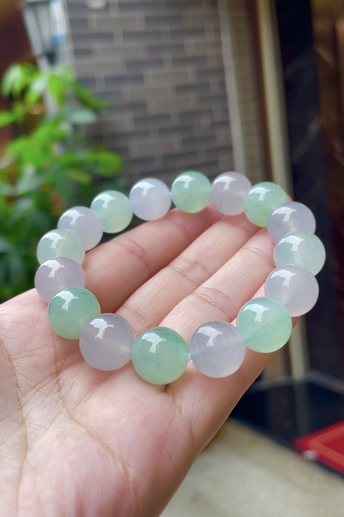 【冰种，珠珠手串】大件饱满， 水润，玉质细腻，翠色鲜艳，12.2