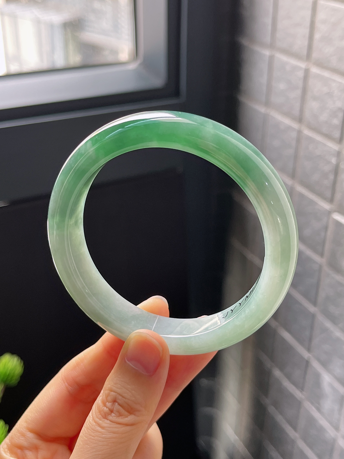 正圈58.2圈口，翡翠冰糯种灰绿色手镯