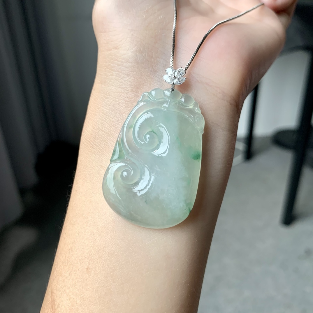 如意，飘花细腻，饱满起光，尺寸41/27.4/5，D7405BEF