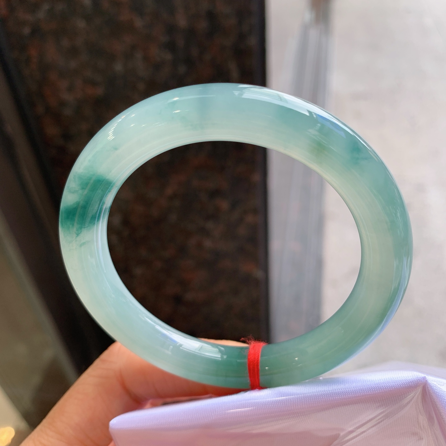 圆条冰飘花，有纹，尺寸：54.8/10，冰润