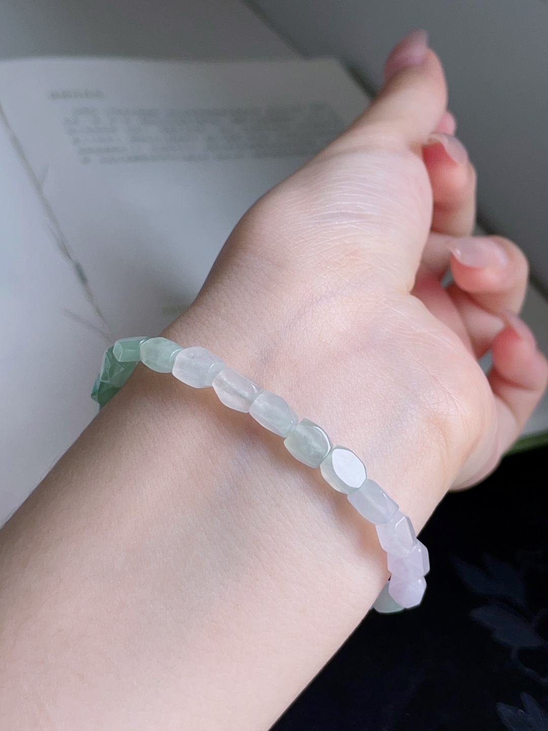 ️ 冰三彩手串，色彩缤纷，种老水润，裸石 8.2/5.2
