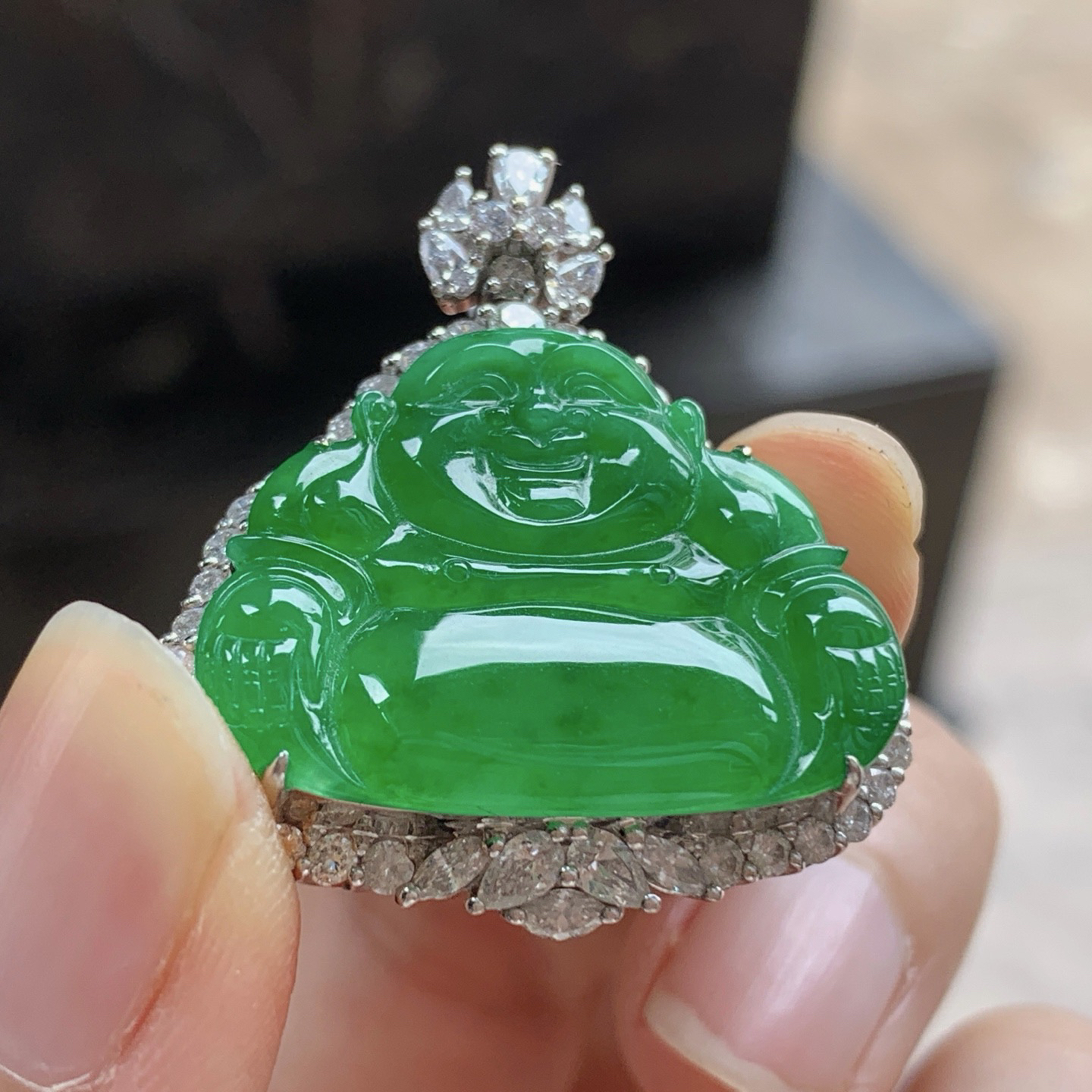 金钻镶嵌辣绿色佛公^_^鲜艳