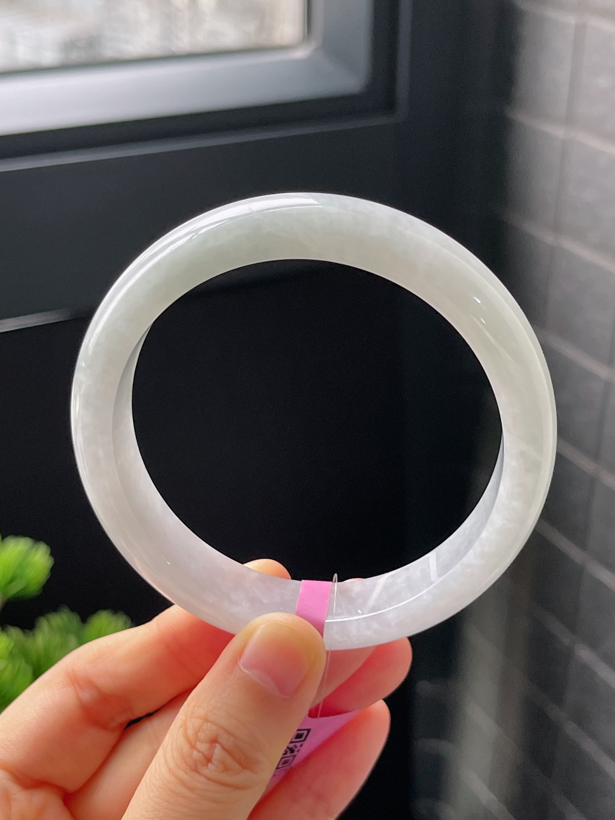 正圈60圈口，翡翠糯化种白色手镯
