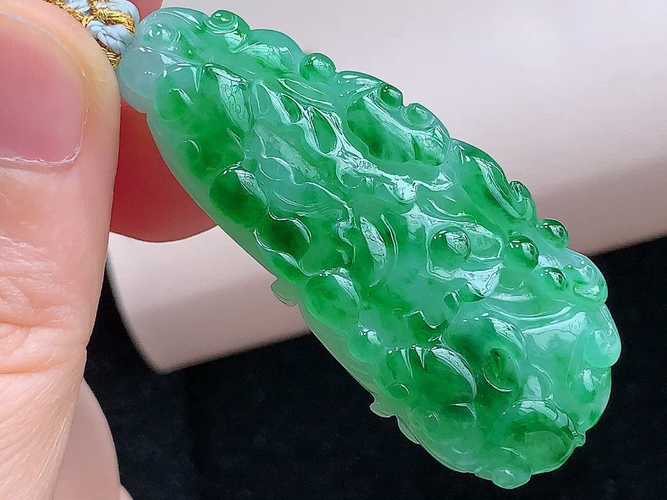 ️ 白菜，无裂，尺寸49.0/21.6/10.8mm，包A附证书