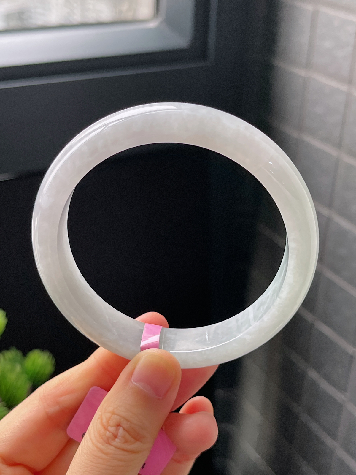 正圈60圈口，翡翠糯化种白色手镯