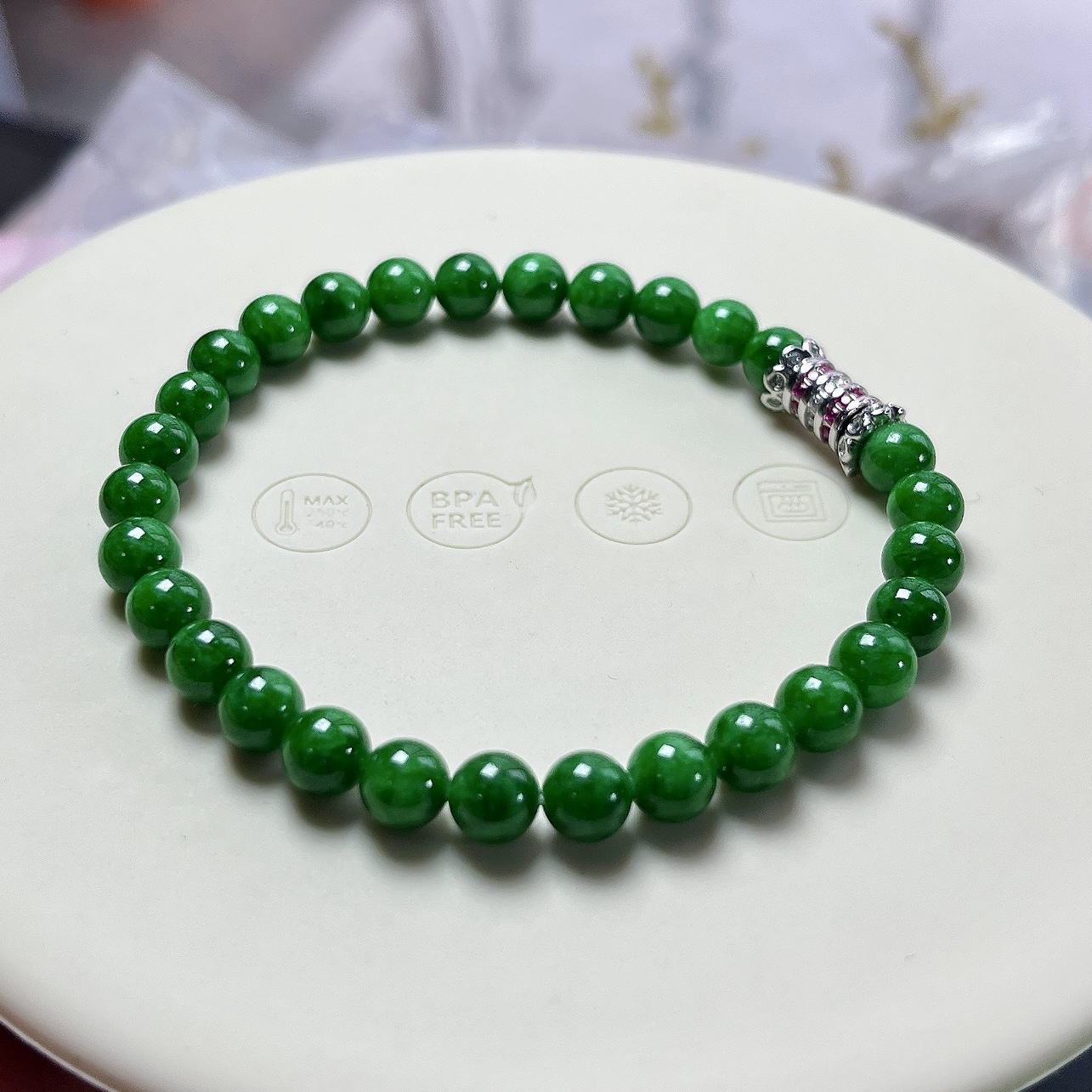 收藏级别，缅甸天然翡翠A货，卡5.9冰润满绿辣阳绿圆珠手串手链，尺寸：5.9mm/29颗，长度176mm，重量：11.41g
