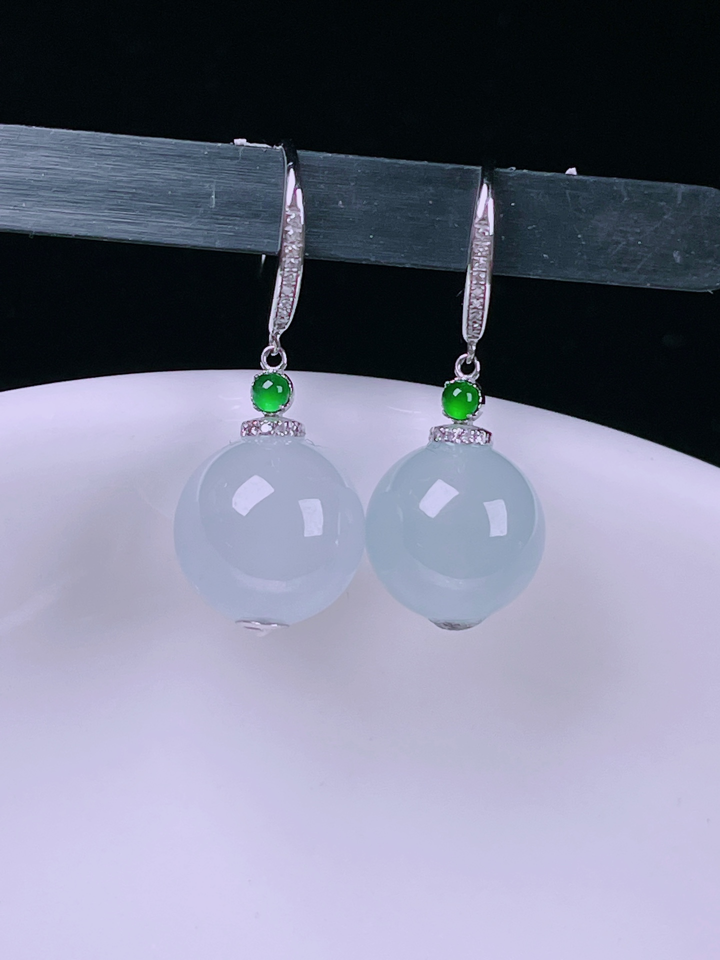 ️冰种耳坠，老种起光，细底通透，尺寸：裸石8.8mm，0508