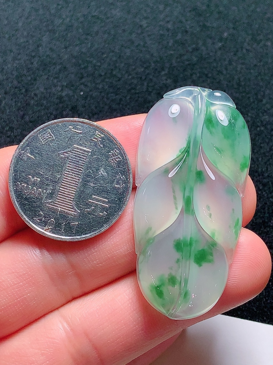 ️冰种飘花家大业大，种老水头好，又冰又润，饱满无裂，尺寸：47/21.5/5.6mm
