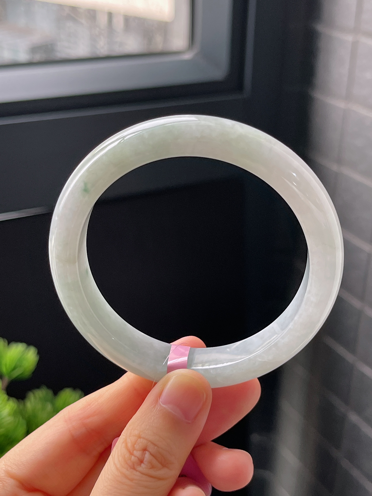 正圈57圈口，翡翠糯化种白色手镯