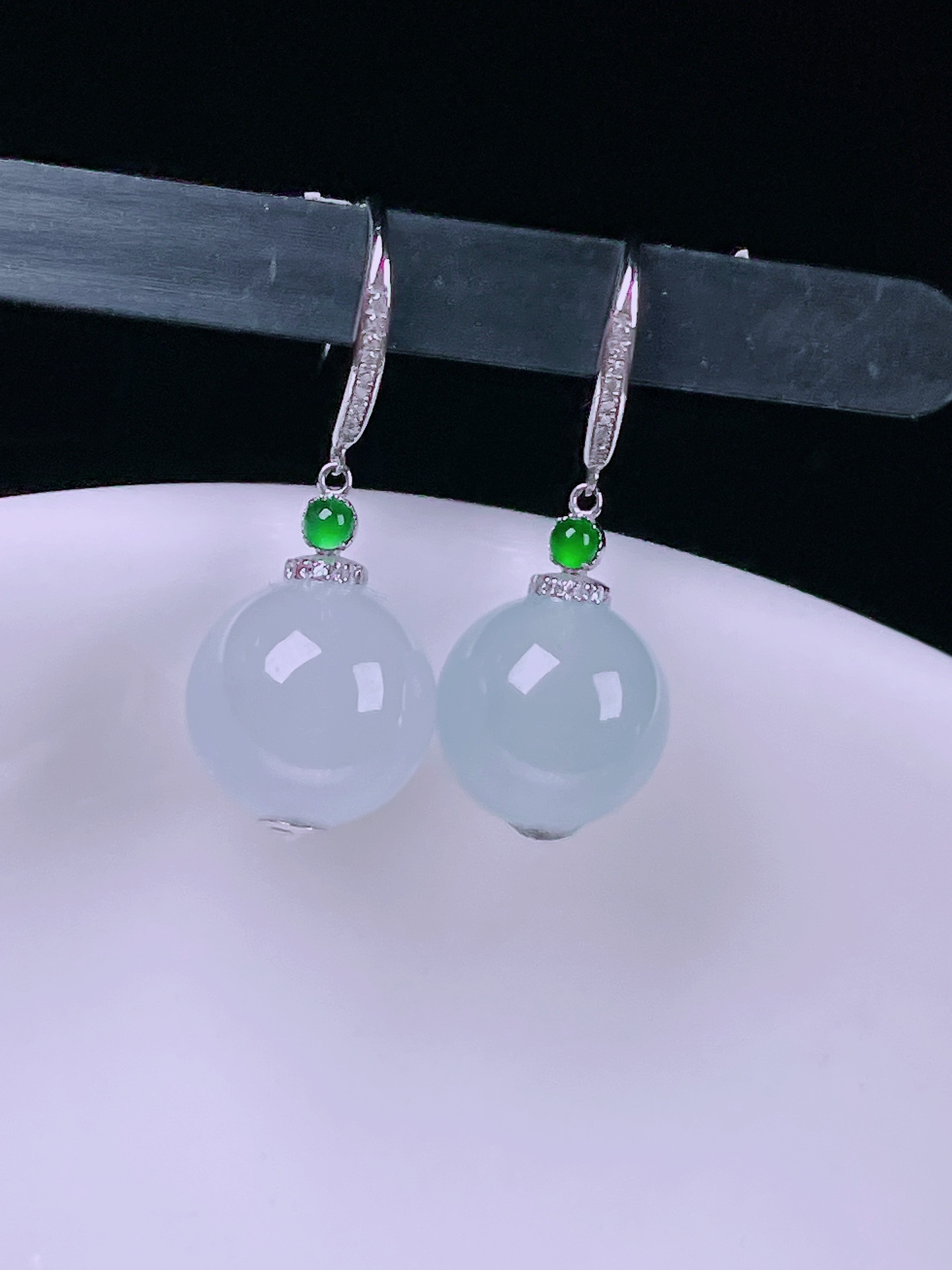 ️冰种耳坠，老种起光，细底通透，尺寸：裸石8.8mm，0508