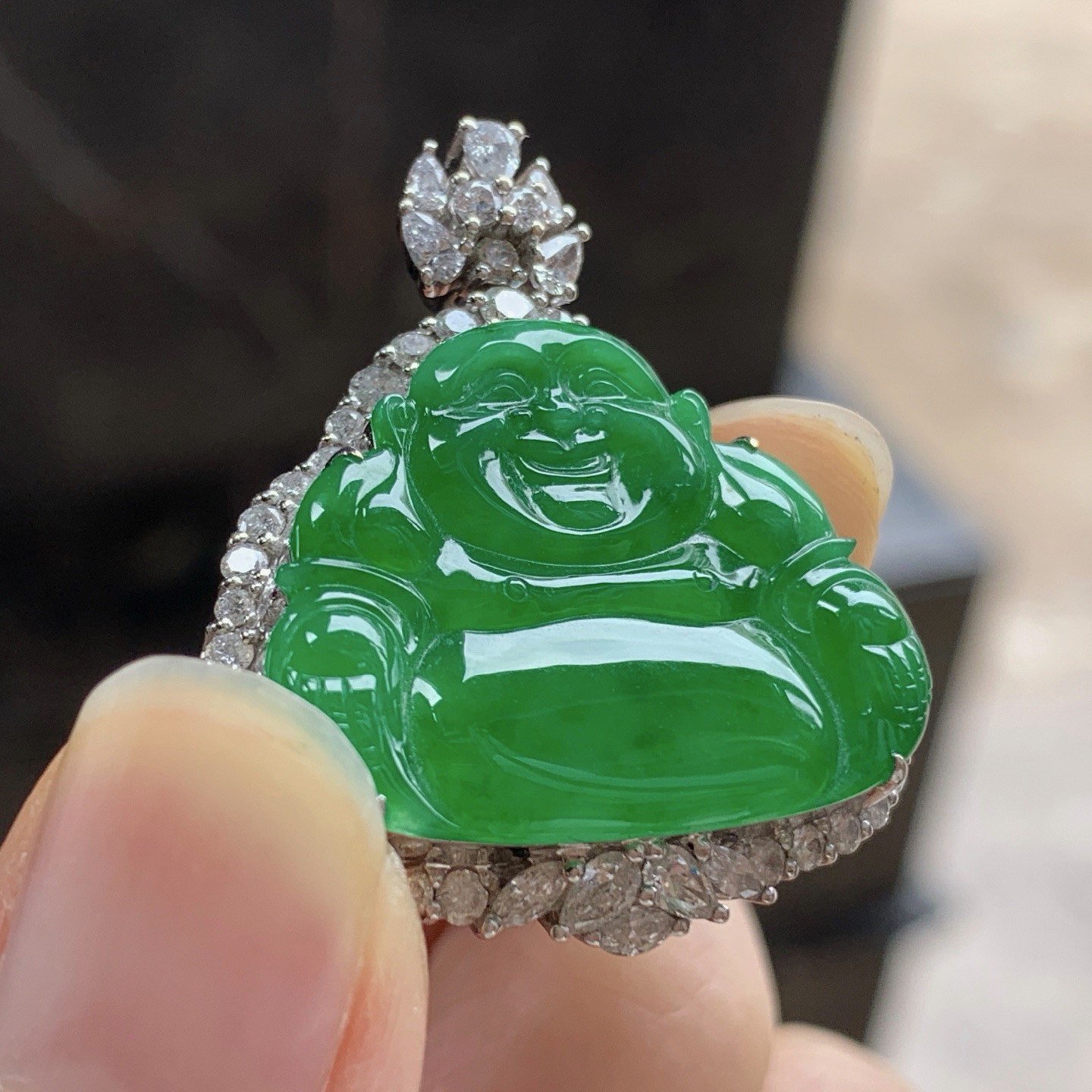金钻镶嵌辣绿色佛公^_^鲜艳