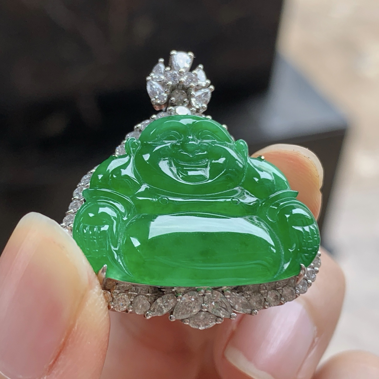 金钻镶嵌辣绿色佛公^_^鲜艳