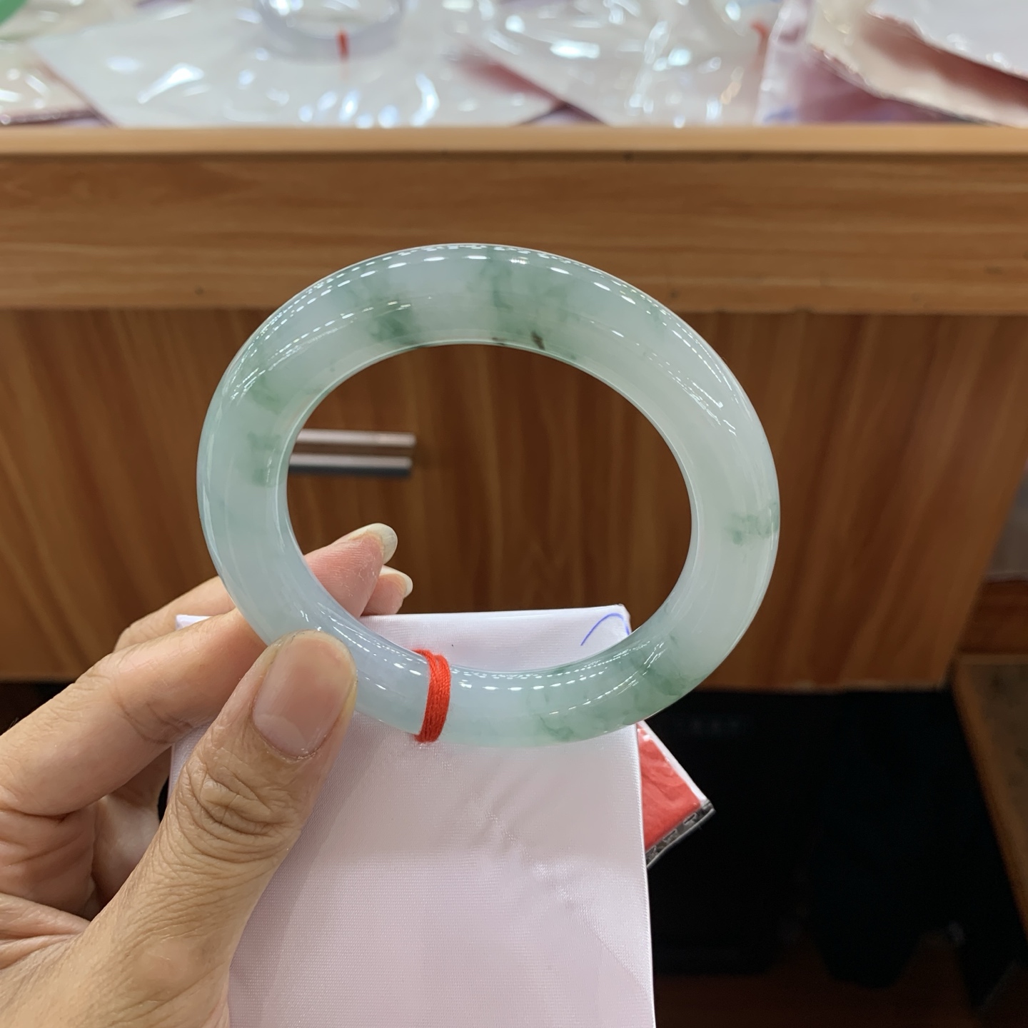 050720YY，冰飘花圆条翡翠手镯，57-11.8