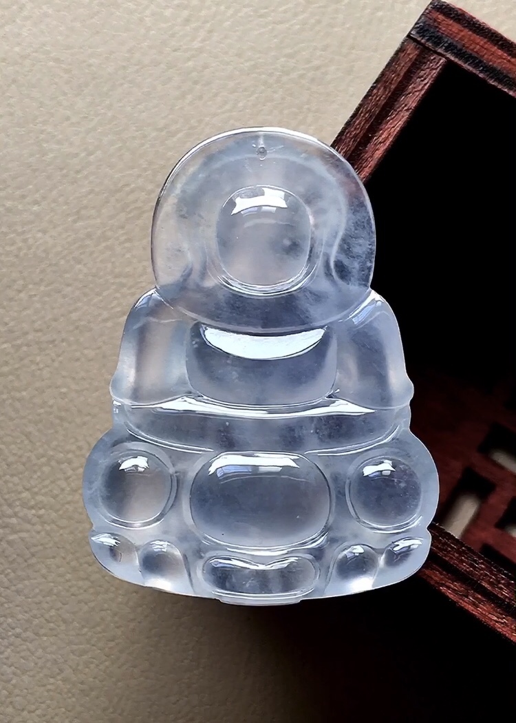 ️ 玻璃种观音 底子水润无比，种老起胶，观音妙相慈悲为怀，无裂尺寸38.5*27*6