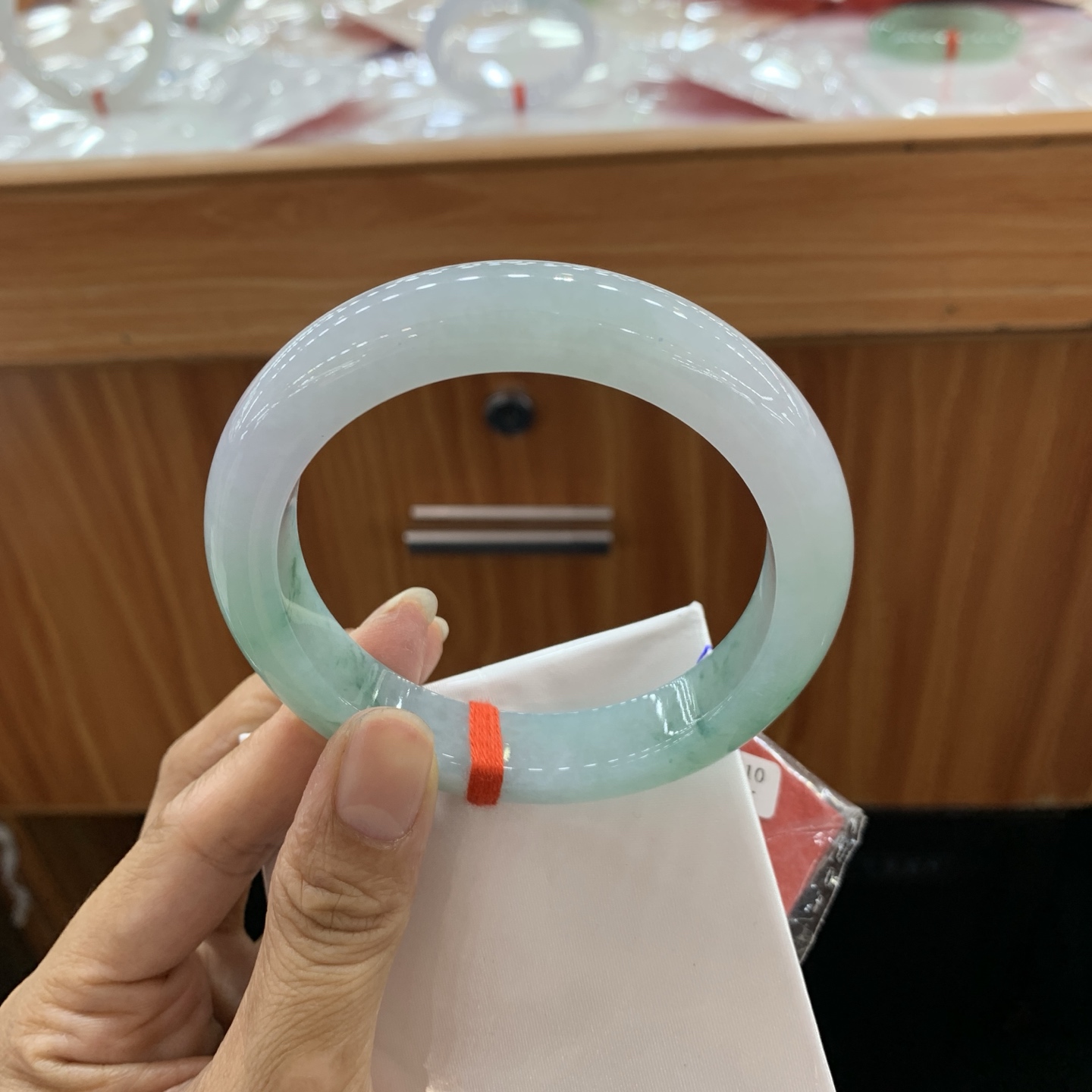 050734FN，冰飘花正圈大圈口翡翠手镯，61.8-12.5-10