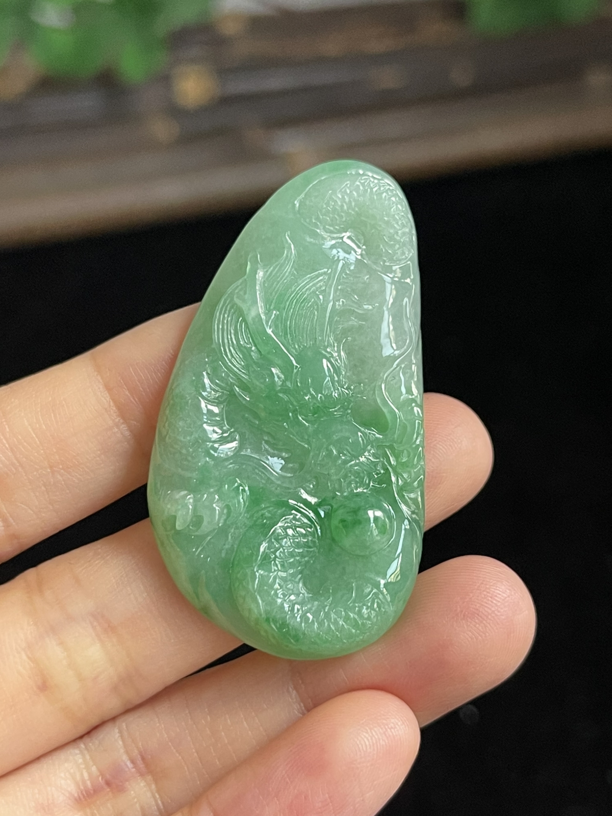 翡翠龙牌