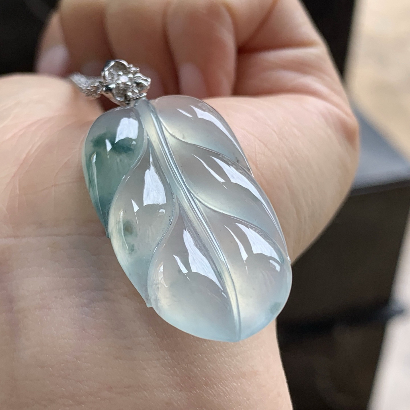 金扣飘花叶子^_^冰透