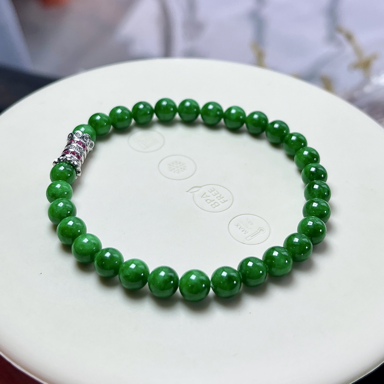 收藏级别，缅甸天然翡翠A货，卡5.9冰润满绿辣阳绿圆珠手串手链，尺寸：5.9mm/29颗，长度176