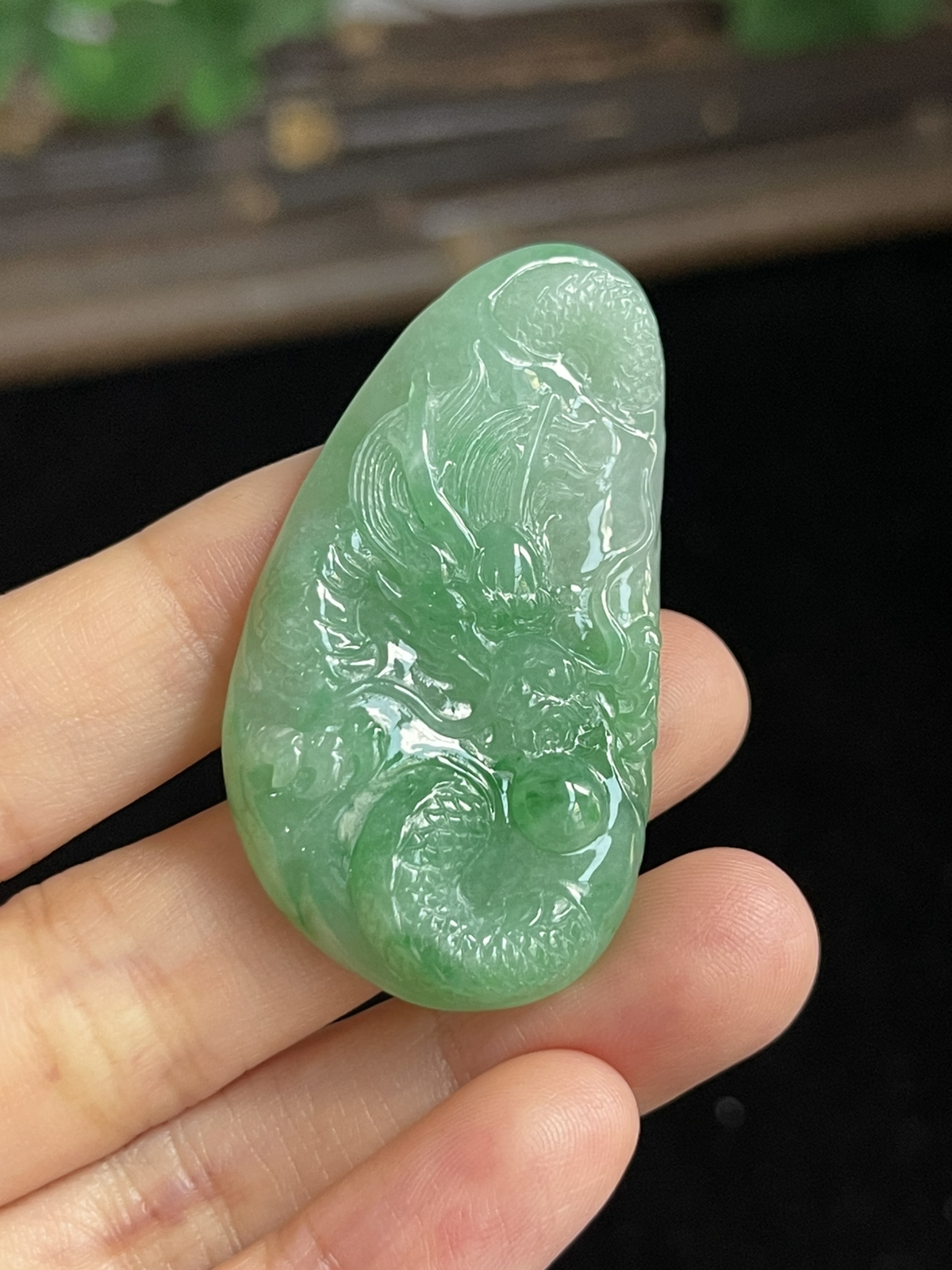 翡翠龙牌