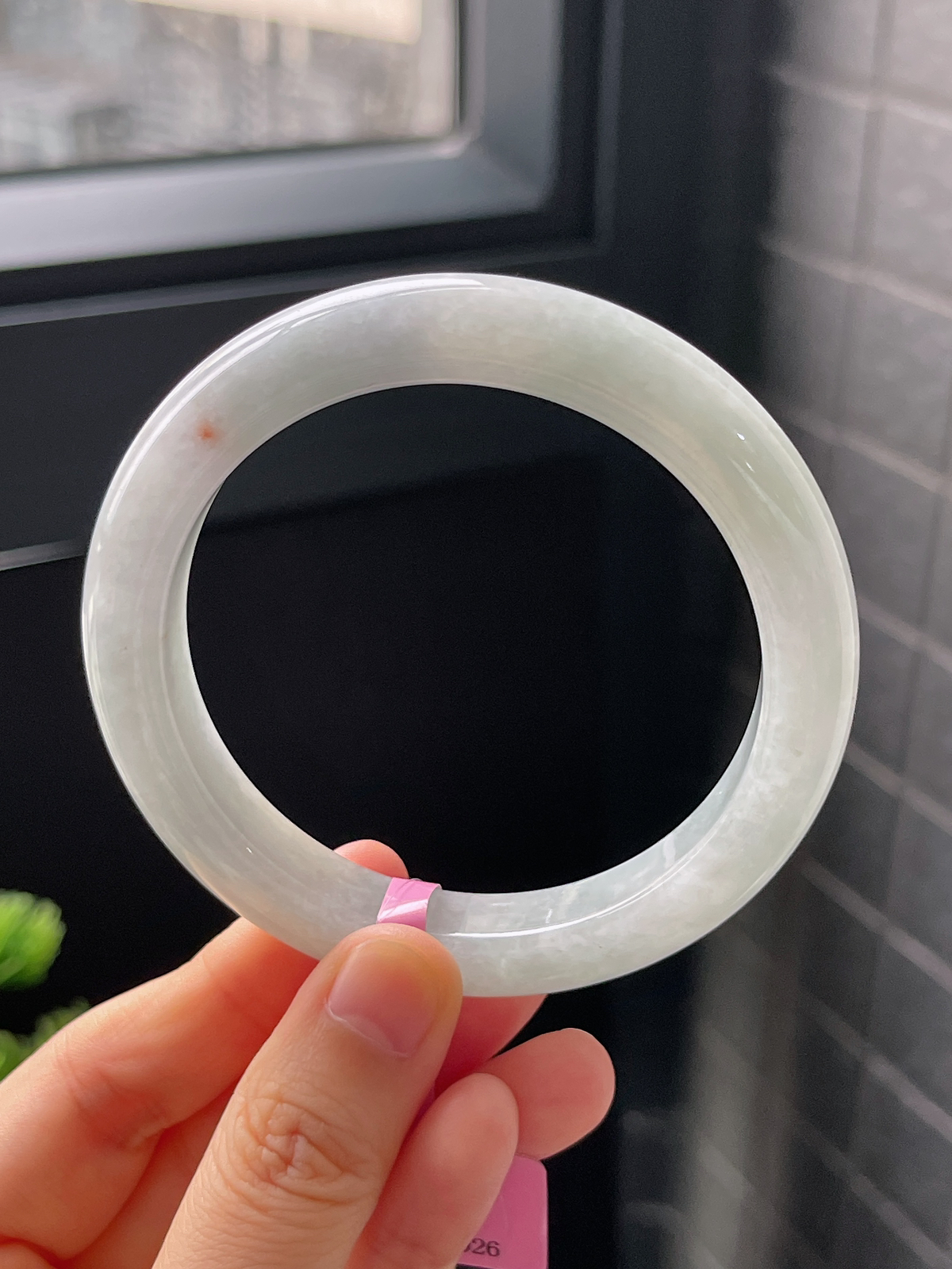 正圈58.5圈口，翡翠糯化种白色手镯