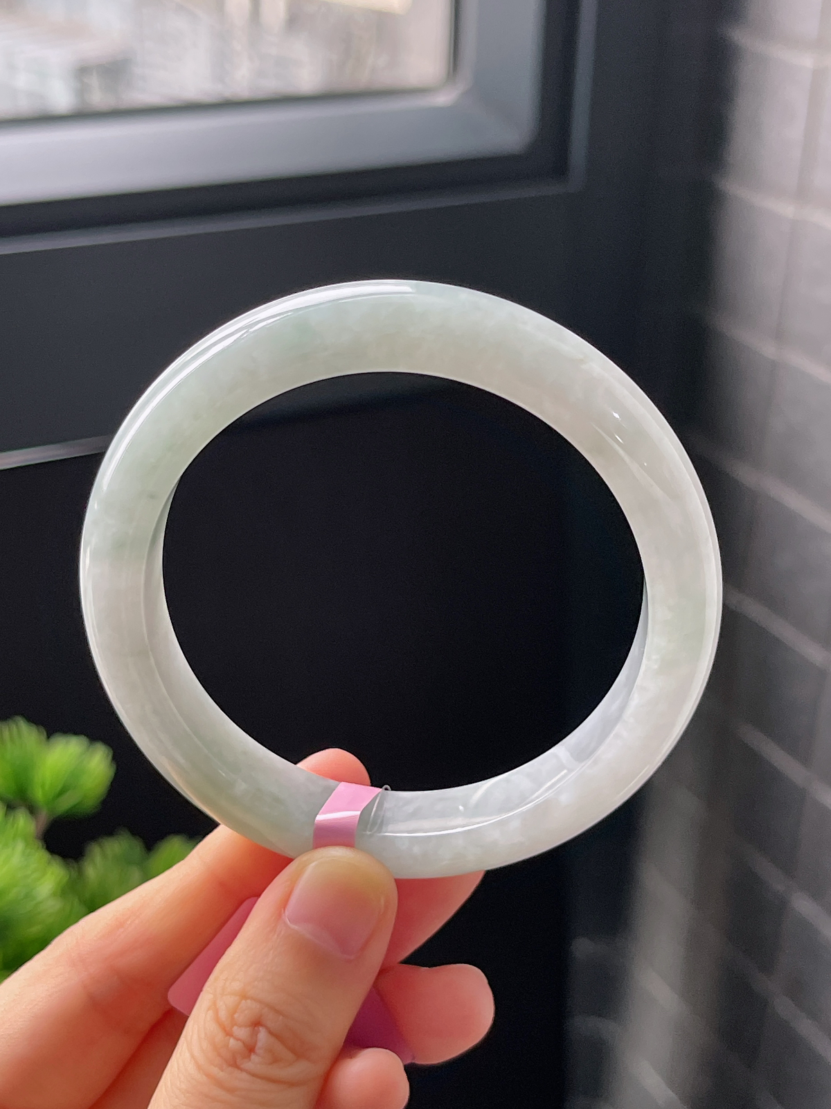 正圈57圈口，翡翠糯化种白色手镯