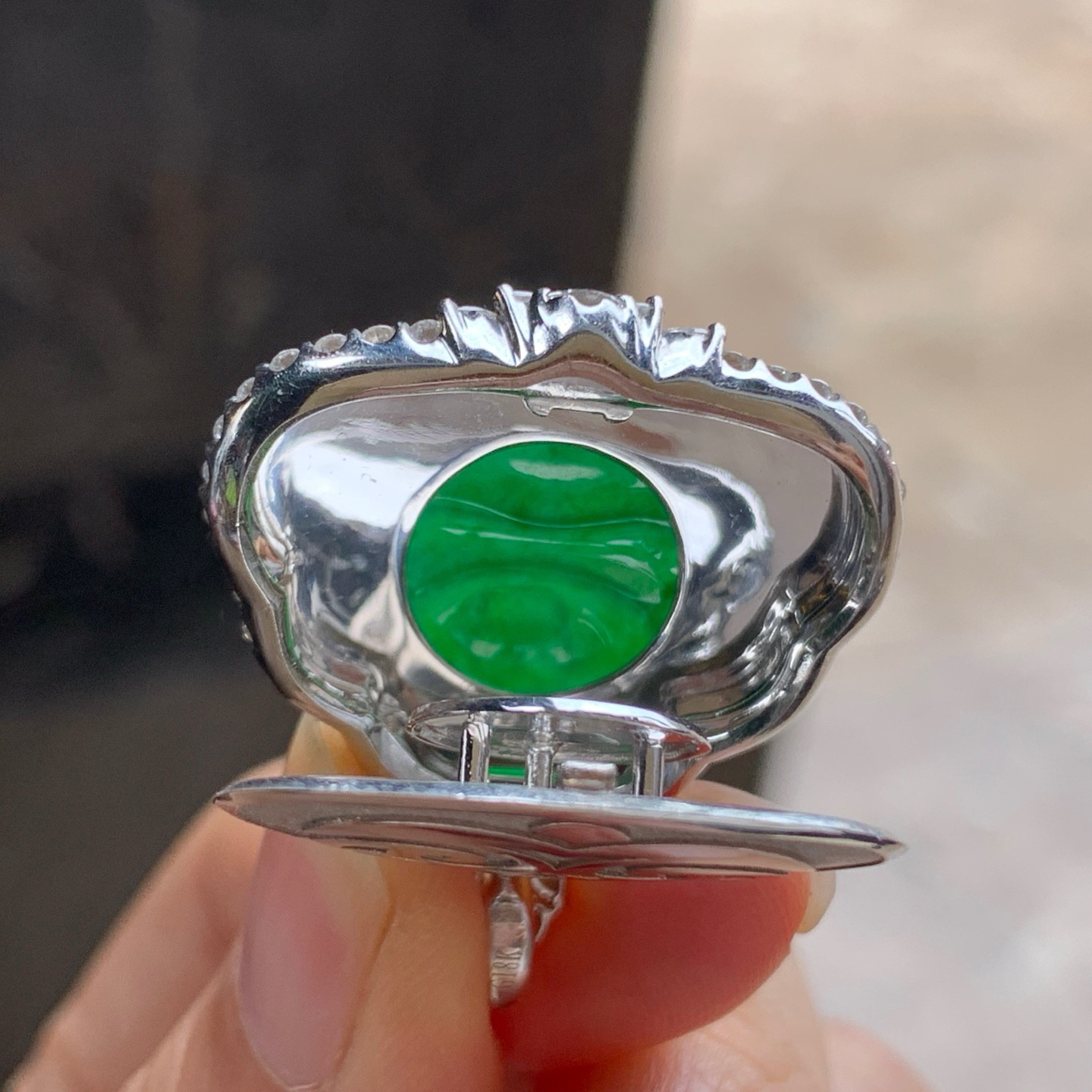 金钻镶嵌辣绿色佛公^_^鲜艳