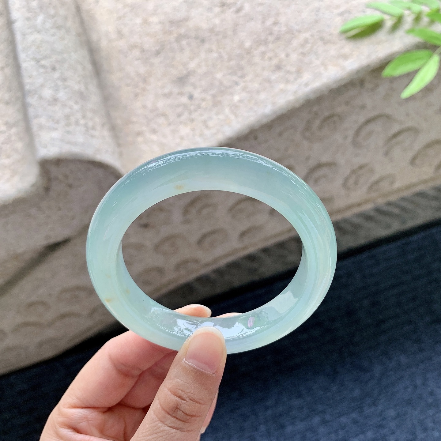 正圈56 57 圈口57.4/12/10 编码DW050910 冰晴绿，清透，水润，种老，细腻，无裂