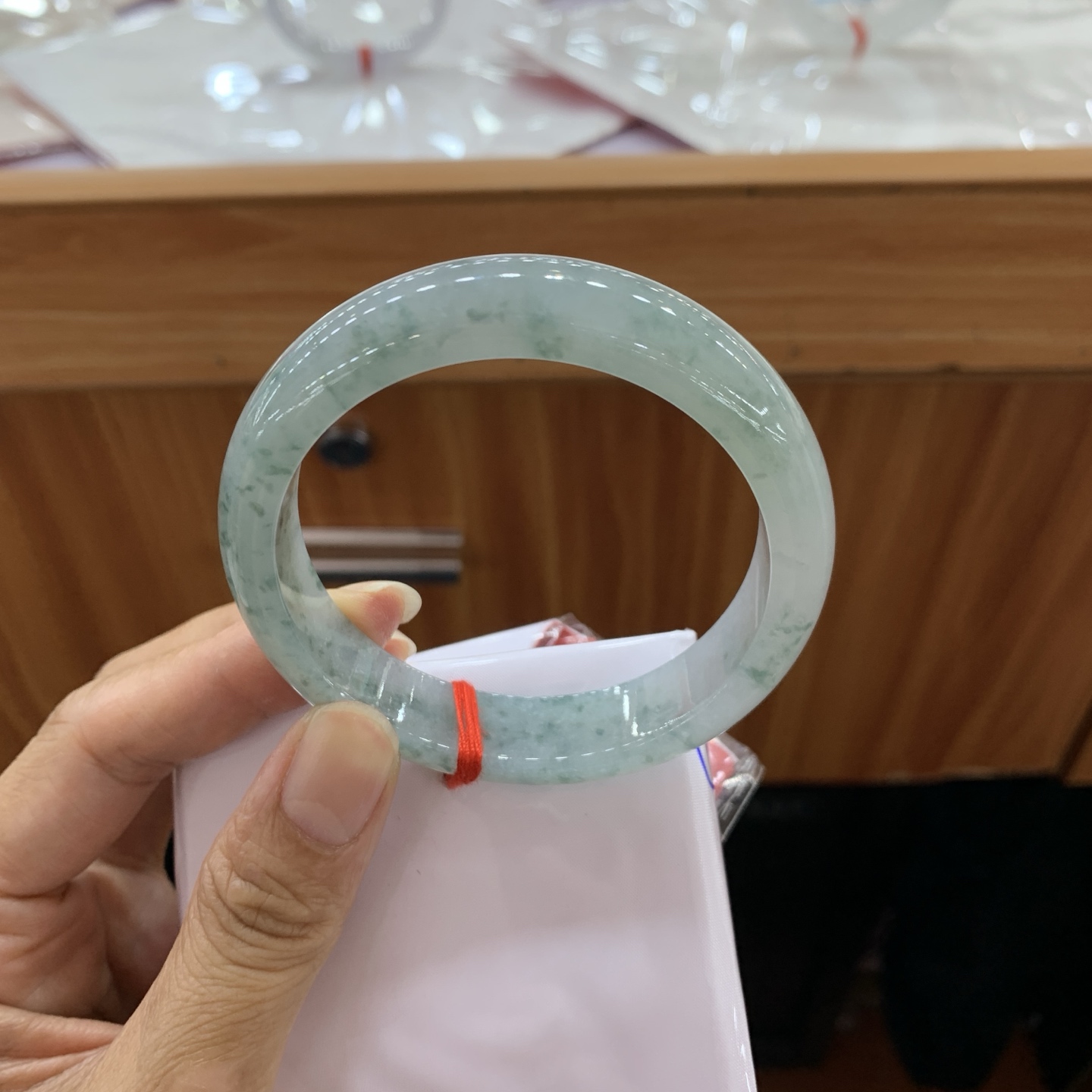 050705YY，冰飘花正圈翡翠手镯，55.3-13-8，编号050705YY