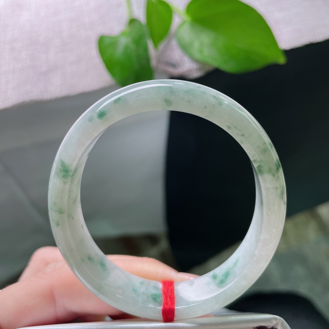 53（48.9）/13/6.3飘花贵妃，水润细腻，繁花似锦，贵气，无裂，ss52204a