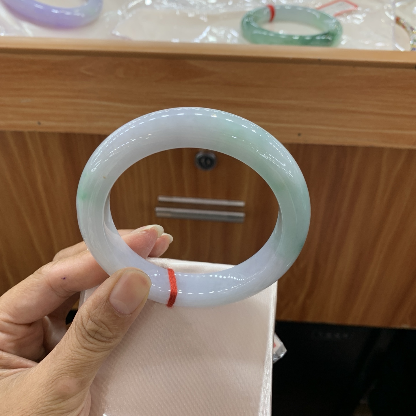 050818CK 飘花大圈口正圈翡翠手镯 60.8-13.3-10.5