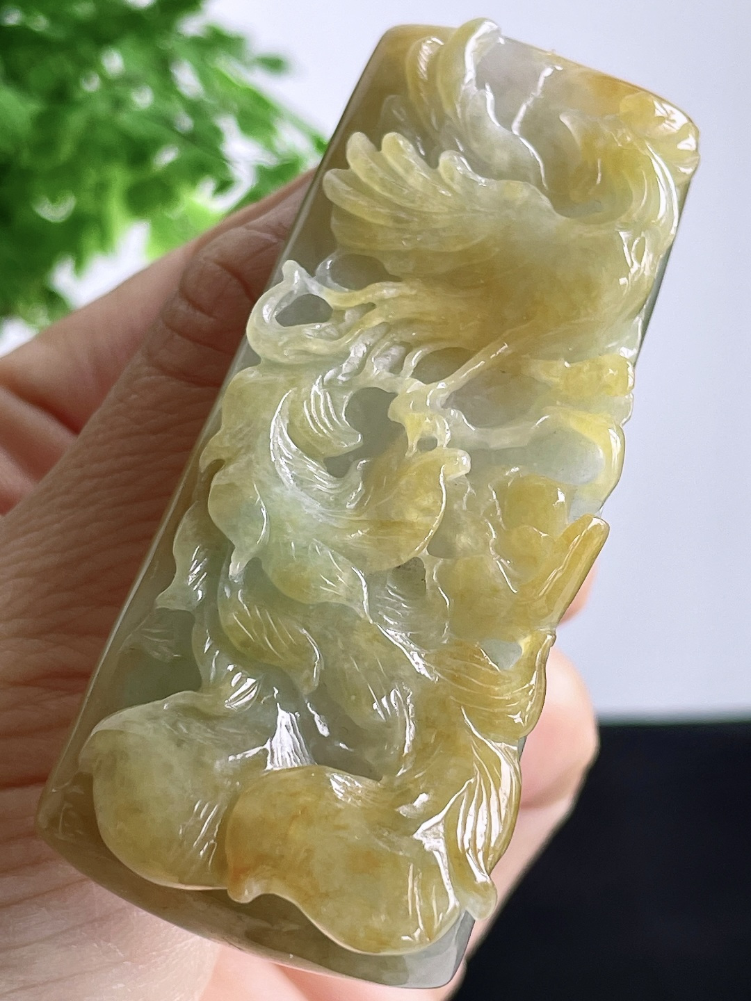 冰飘黄翡凤凰牌吊坠 说明 缅料 性比高 尺寸 72-29.6-11.7 重量 50克 1400不议