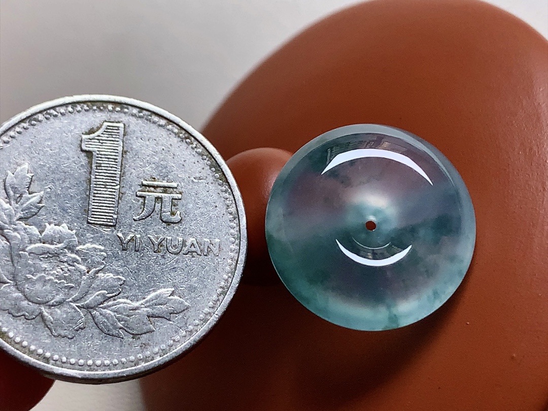 ️ 玻璃种蓝花怀古 飘花色泽漂亮，种水，无裂尺寸17.6*6.2