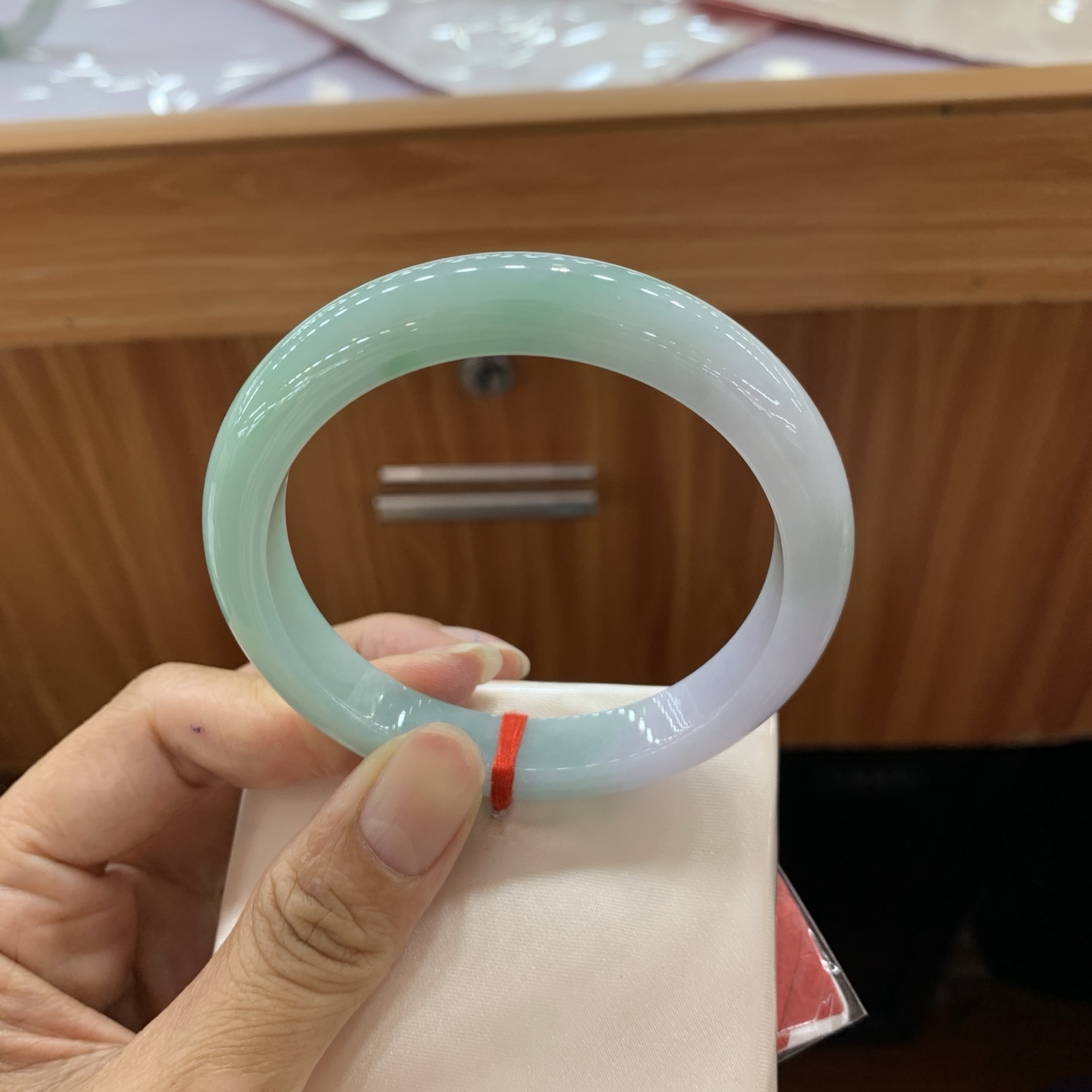 051007XY 湖水绿半山水正圈翡翠手镯 57.5-10.4-8.2