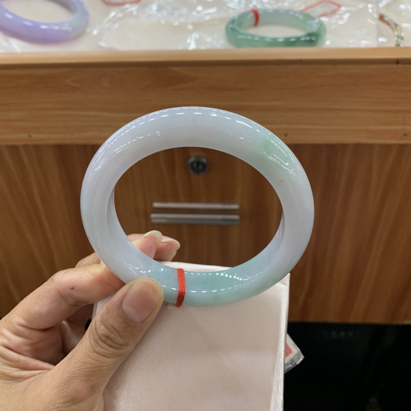 050818CK 飘花大圈口正圈翡翠手镯 60.8-13.3-10.5