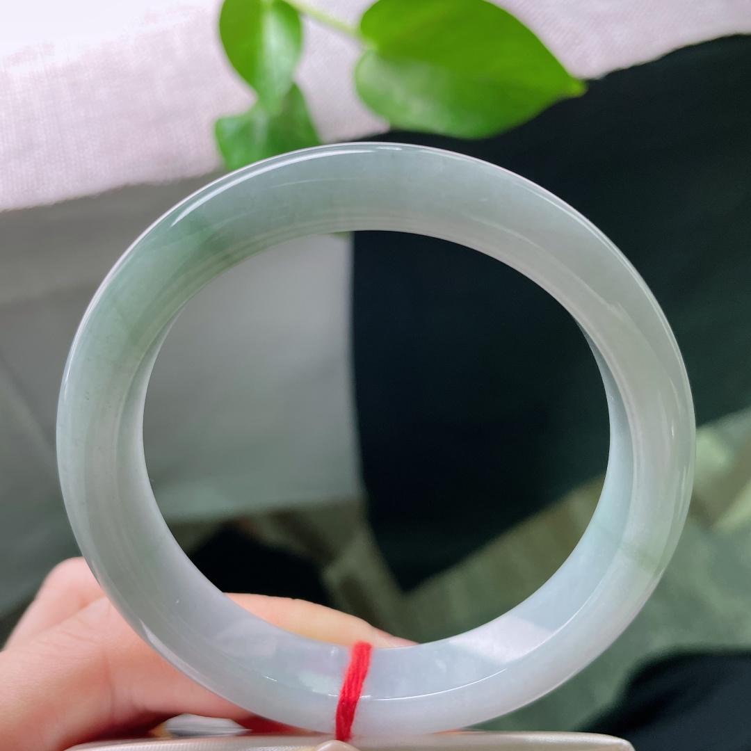 58.2/11.7/8，油绿底正圈，水头好，质地温润，儒雅随和，温婉，皮纹，ss52155a
